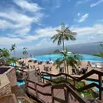 Tropical Executive Hotel Flat